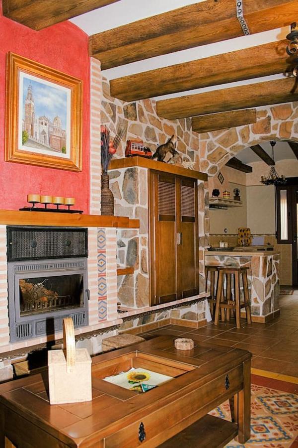 Casa Rural Cristina III Сан-Пабло-де-лос-Монтес Экстерьер фото