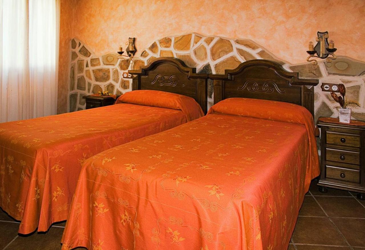 Casa Rural Cristina III Сан-Пабло-де-лос-Монтес Экстерьер фото